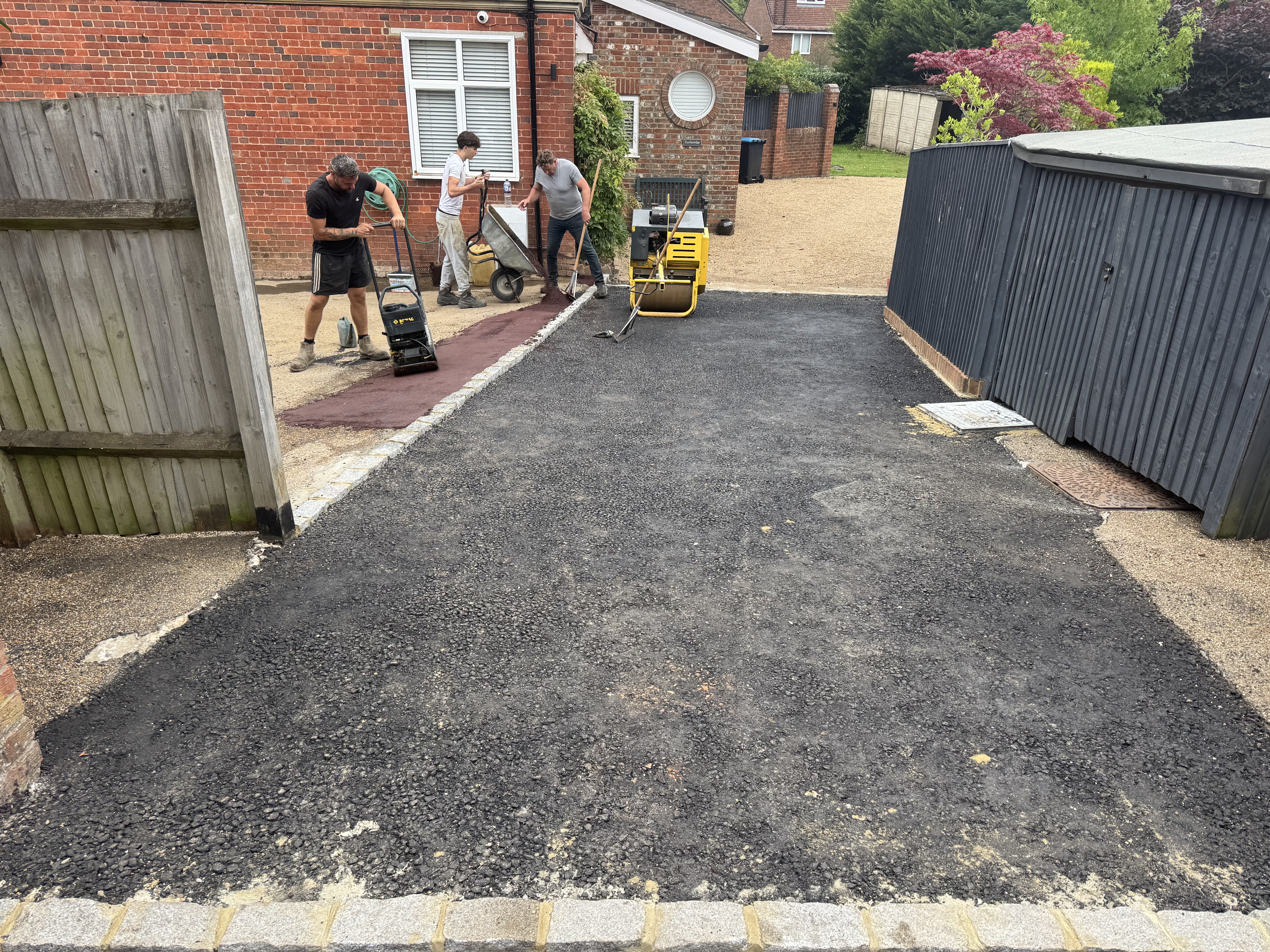 Tarmac driveway installation